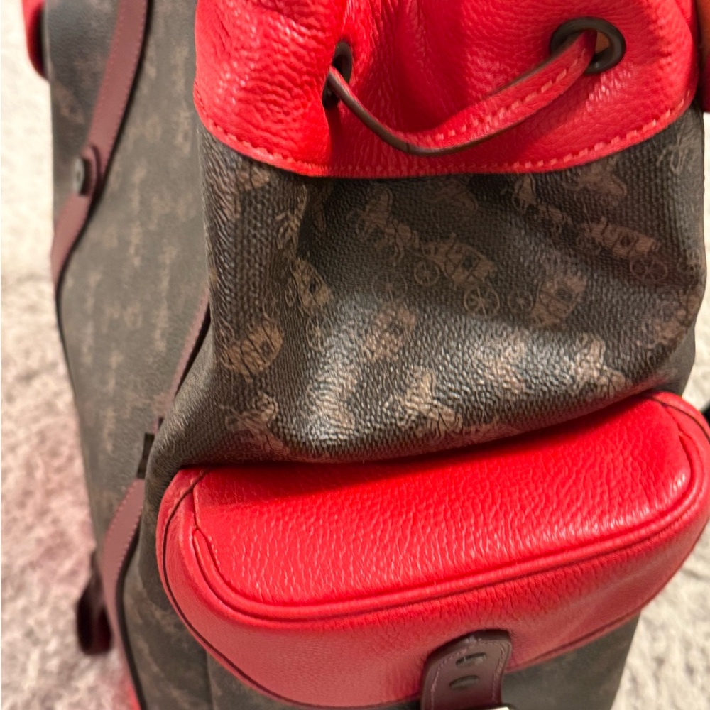 Chic Coach Backpack: Brown with Red Accents - Picture 7 of 16